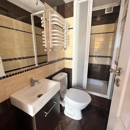 Przy Latarni アパート *